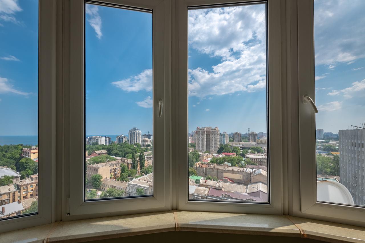 Flat with the sea view Daire Odessa Dış mekan fotoğraf